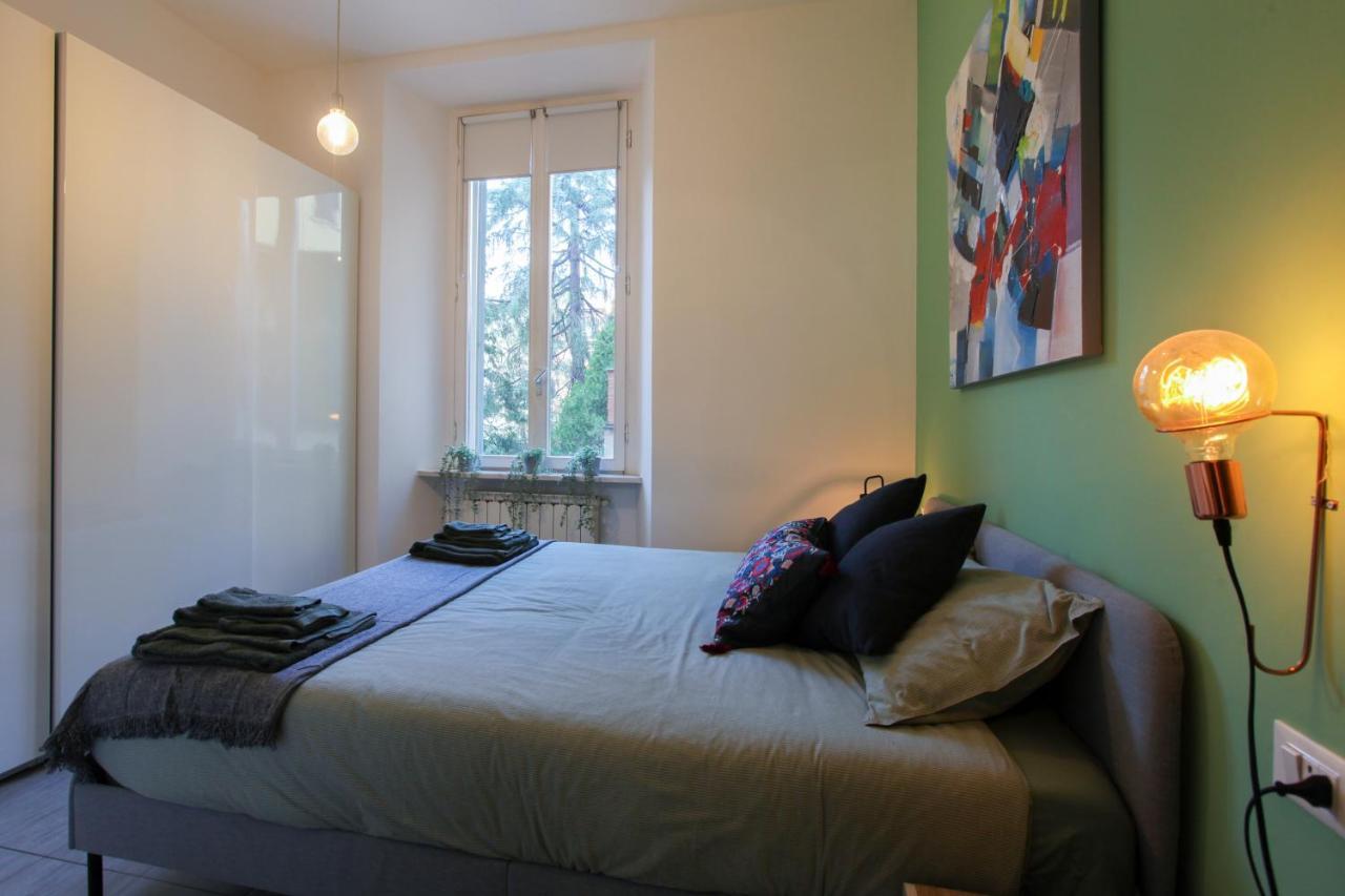 Modern Apartment Close To Shopping District Milán Exterior foto